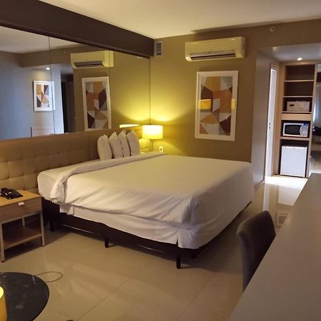 Esuites Savassi Toscanini Belo Horizonte Exterior photo