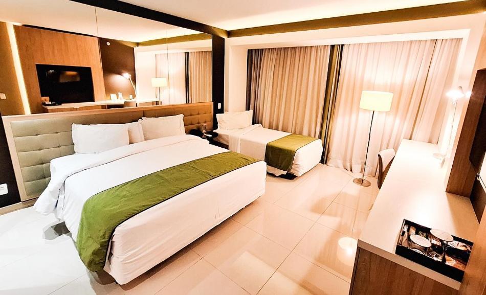Esuites Savassi Toscanini Belo Horizonte Exterior photo